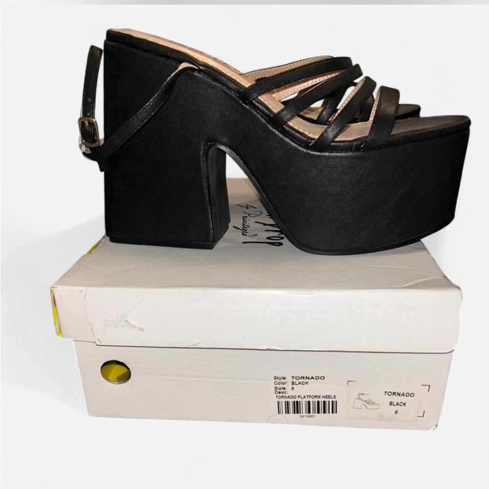 Stylish Lemon Drop Black y2k style Platform Heel